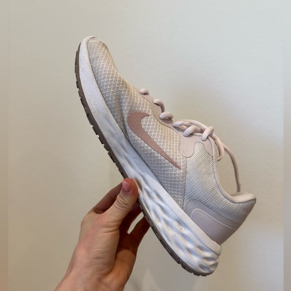 Nike Revolution 6 Women Light Pink Road Running Shoes Sneakers Size 8 - Picture 11 of 14